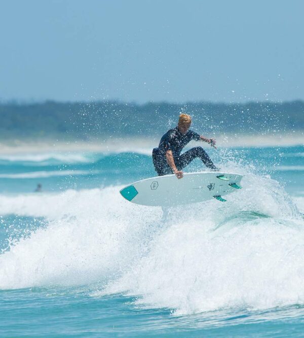 Flying Fish Funboard - Clearskin - Image 4